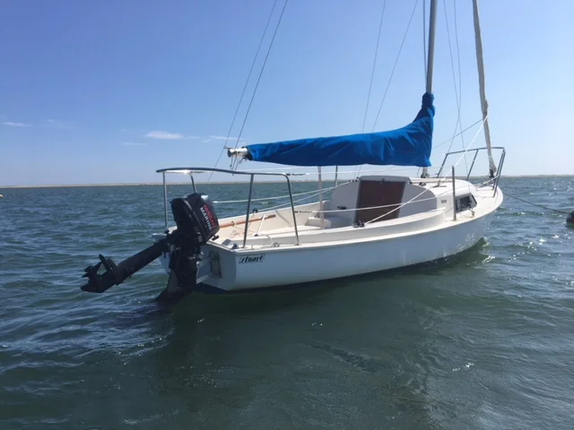 1991 Mariner Centerboard Sailboat Located in MA