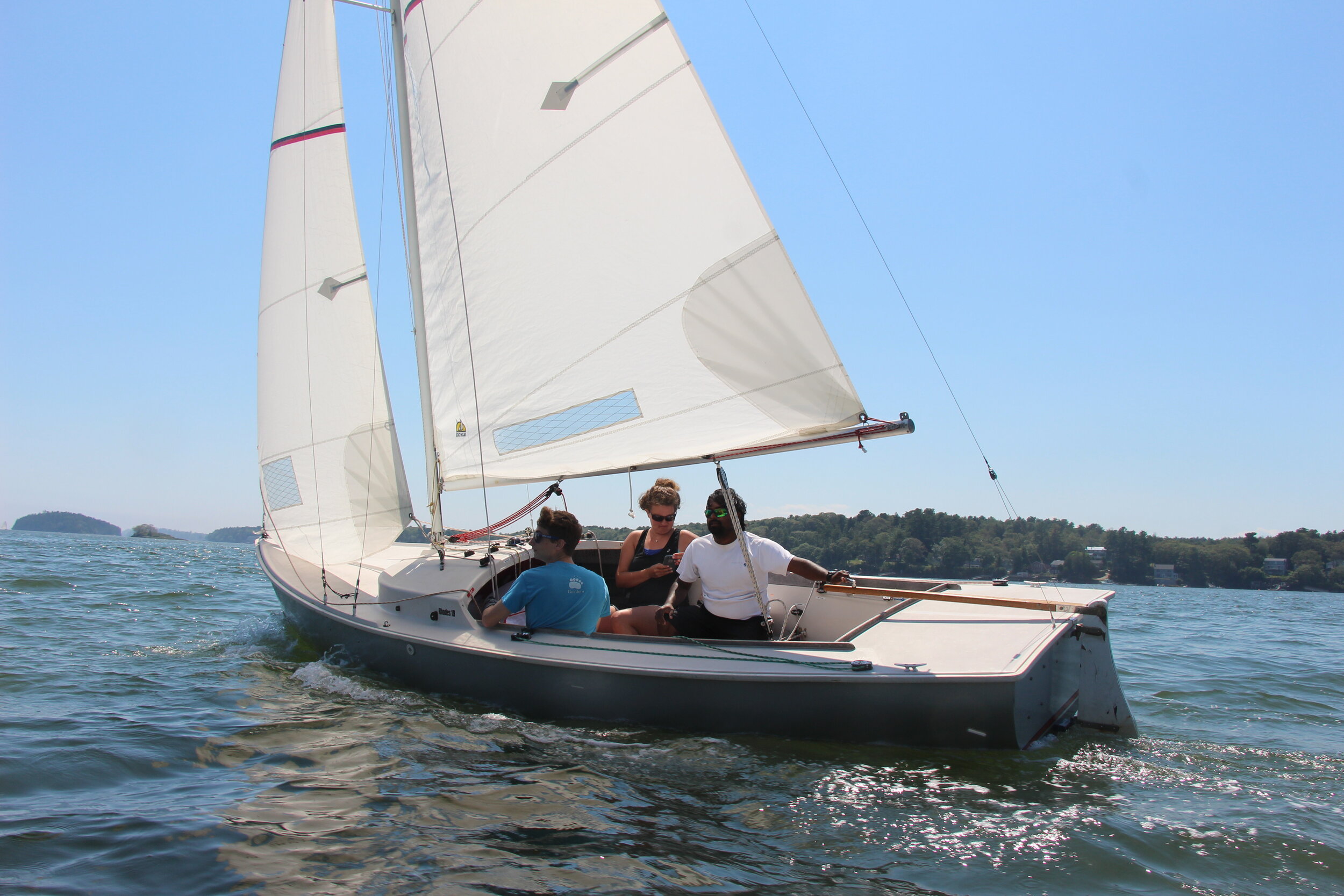 2000 Rhodes 19 Keel Sailboat Located in ME