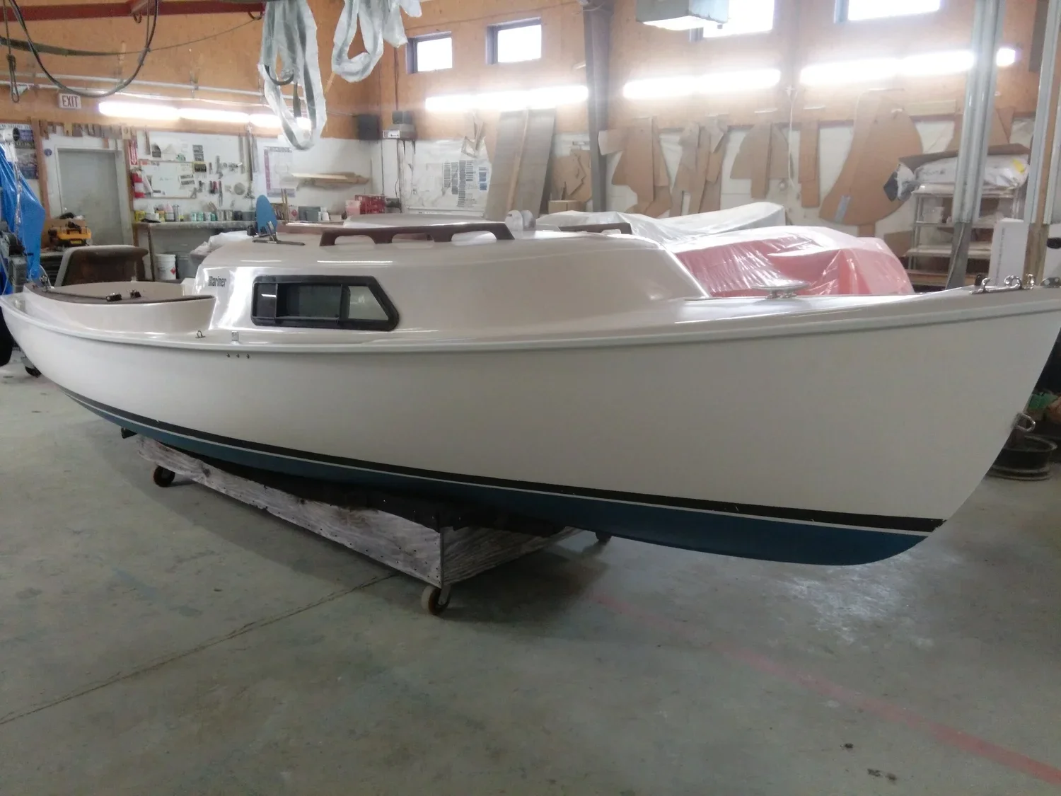 1996 Mariner Centerboard Sailboat