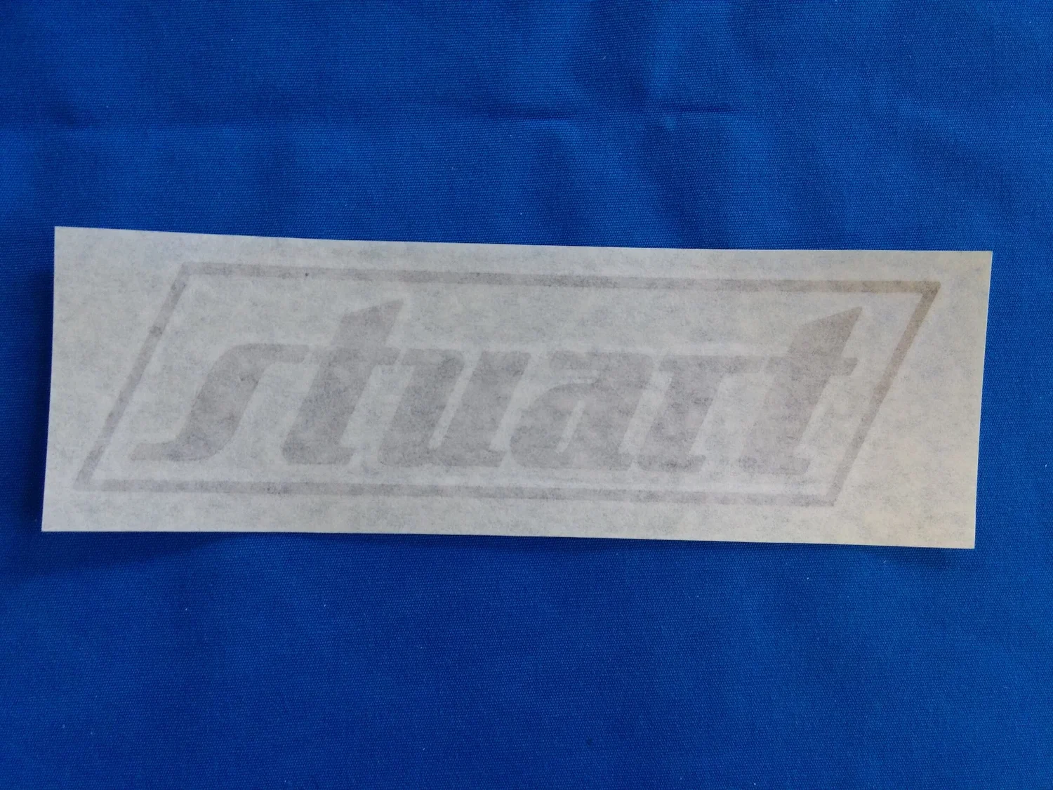 37021.000 Black "Stuart" Decal