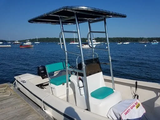 2010 Stuart 19 Center Console Powerboat