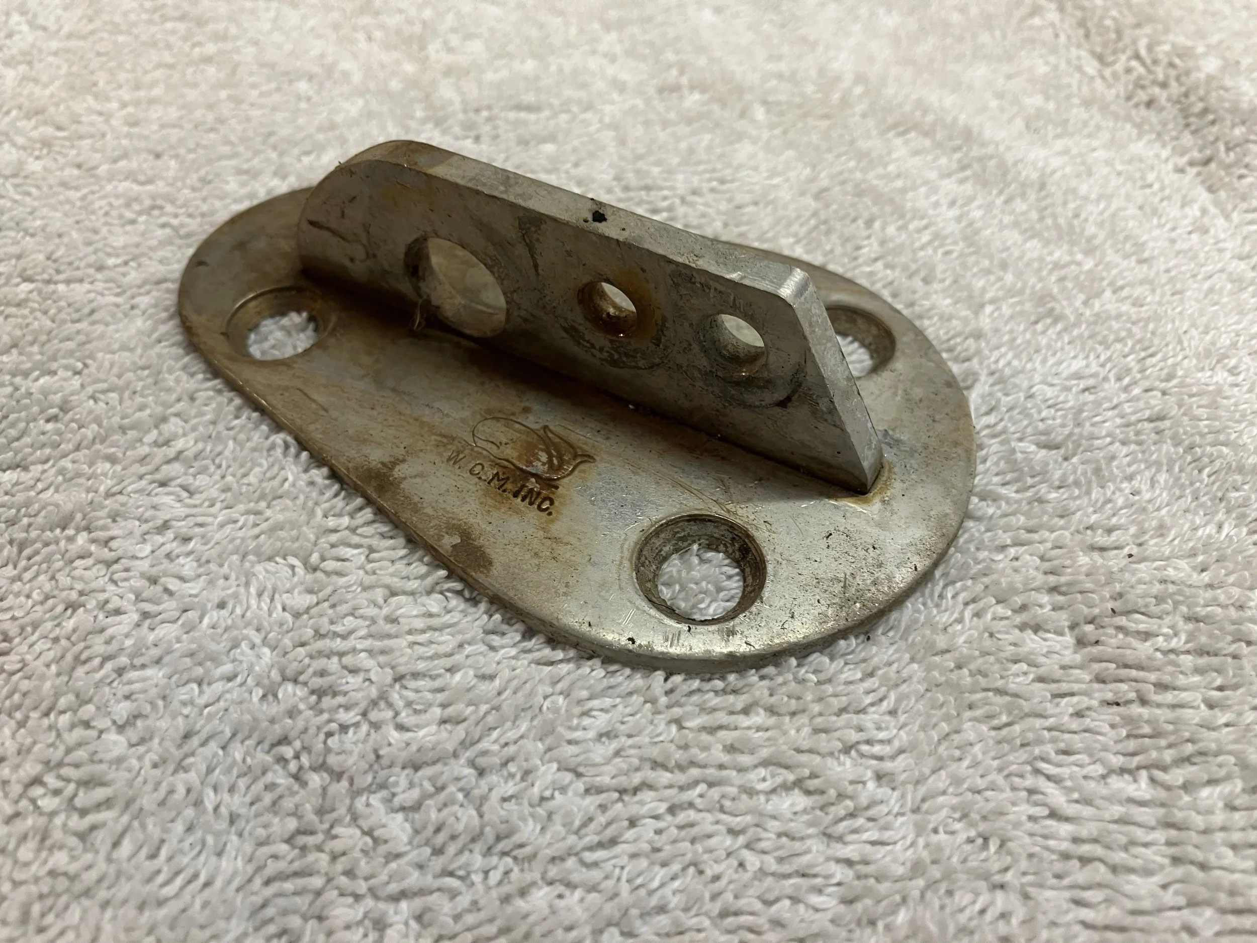 Used Part - Mariner 1962-68 Stemhead Fitting