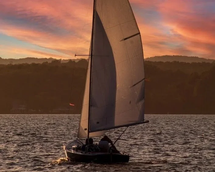 1970 Rhodes 19 Centerboard Sailboat Located in NC