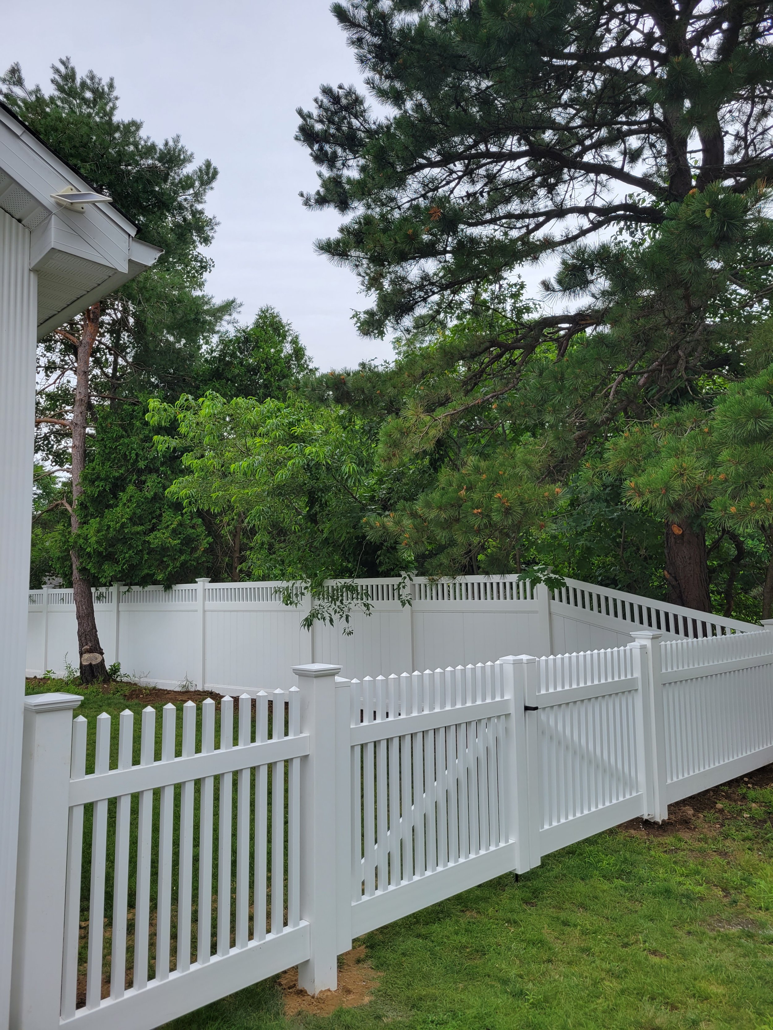 Vinyl Fences — Agawam Fence