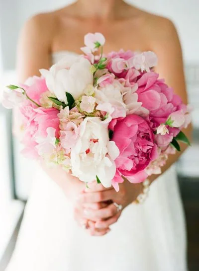 Photography: Melanie Duerkopp Floral Design: Camelia Floral Design