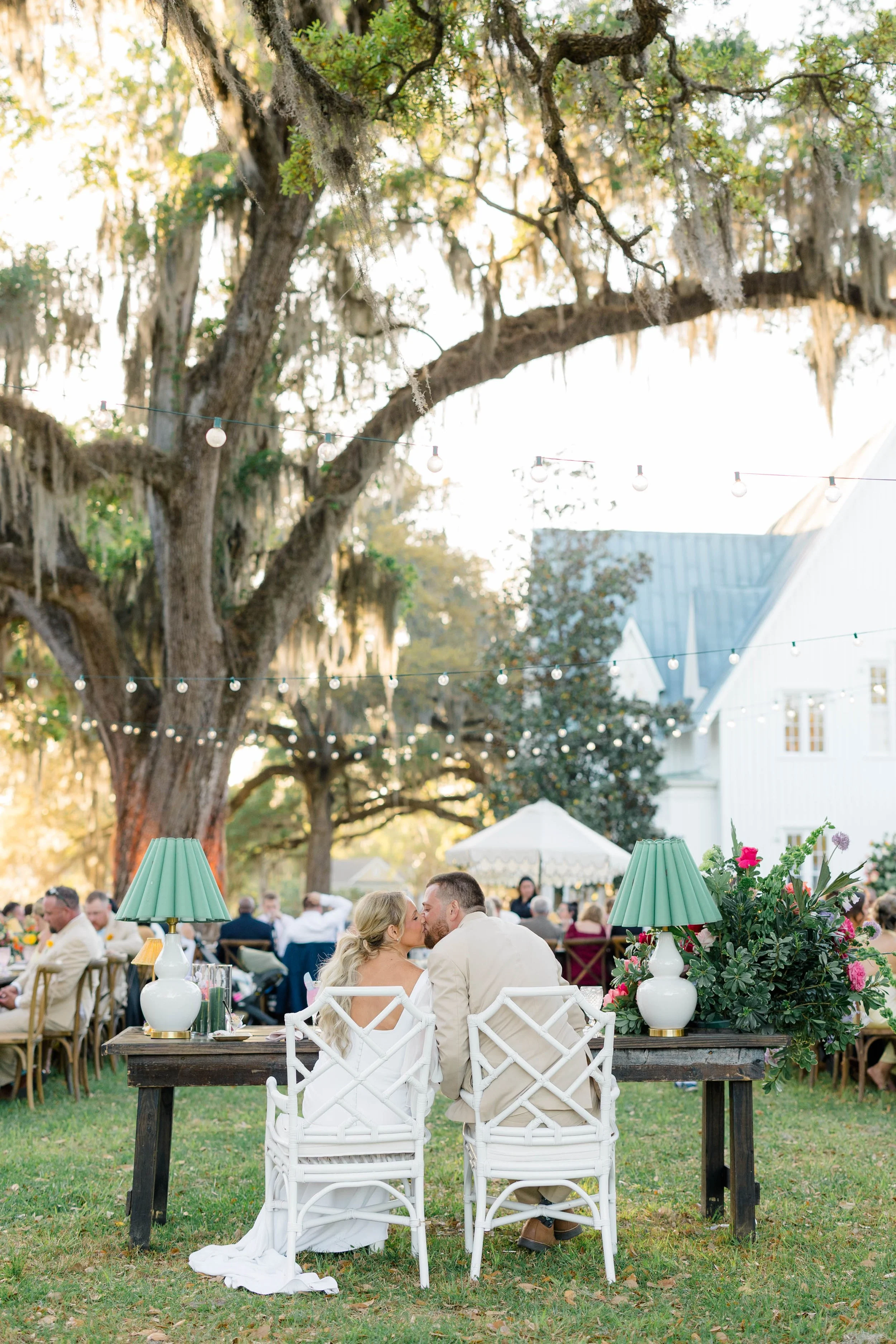 savannah-wedding-planner-lowcountry-wedding-planner-bluffton-wedding-planner-hilton-head-island-wedding-planner-destination-wedding-inspo-southern-bride-1.jpg