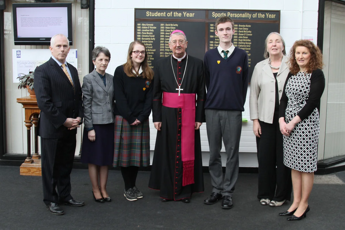 Visit by Archbishop Diarmuid Martin
On Thursday 31st January Coláiste Chiaráin had the privilege of welcoming Archbishop Diarmuid Martin to our school.
As part of catholic schools week the archbishop said mass in the parish church where he was joined with representatives from all the local schools.On his arrival in Coláiste Chiaráin he was greeted by the head boy Gavin Cahill and the head girl Lia Flattery.Following a brief tour of the school his grace met with the transition year class and they shared their experience of transition year and the Youth Alpha course they recently completed. On the eve of the feast of St.Brigid the archbishop blessed some crosses which students had made before joining the transition years for lunch.