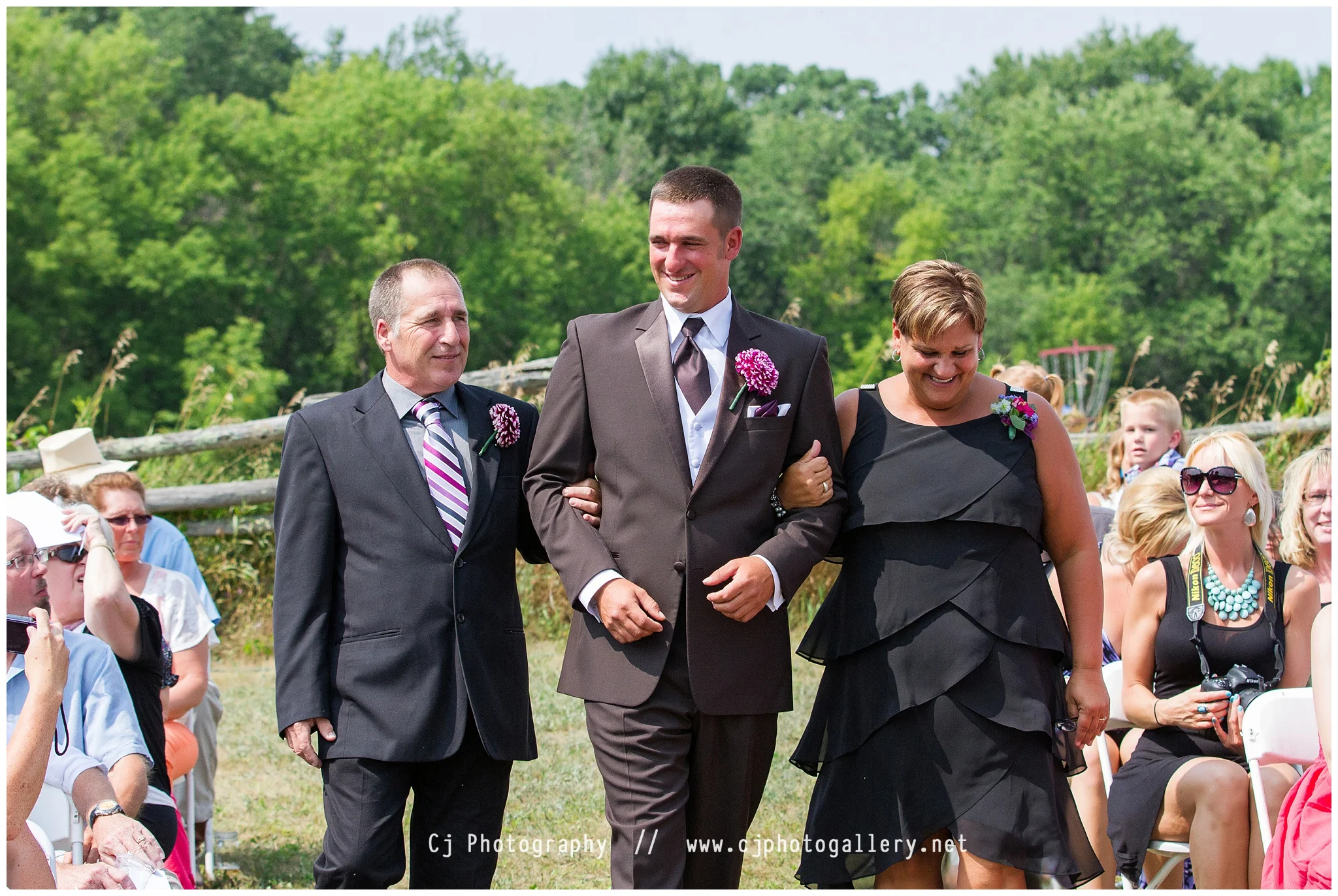 Cj Photography | Wisconsin Wedding Photographers