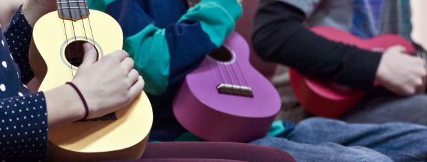 Ukes 1.jpg