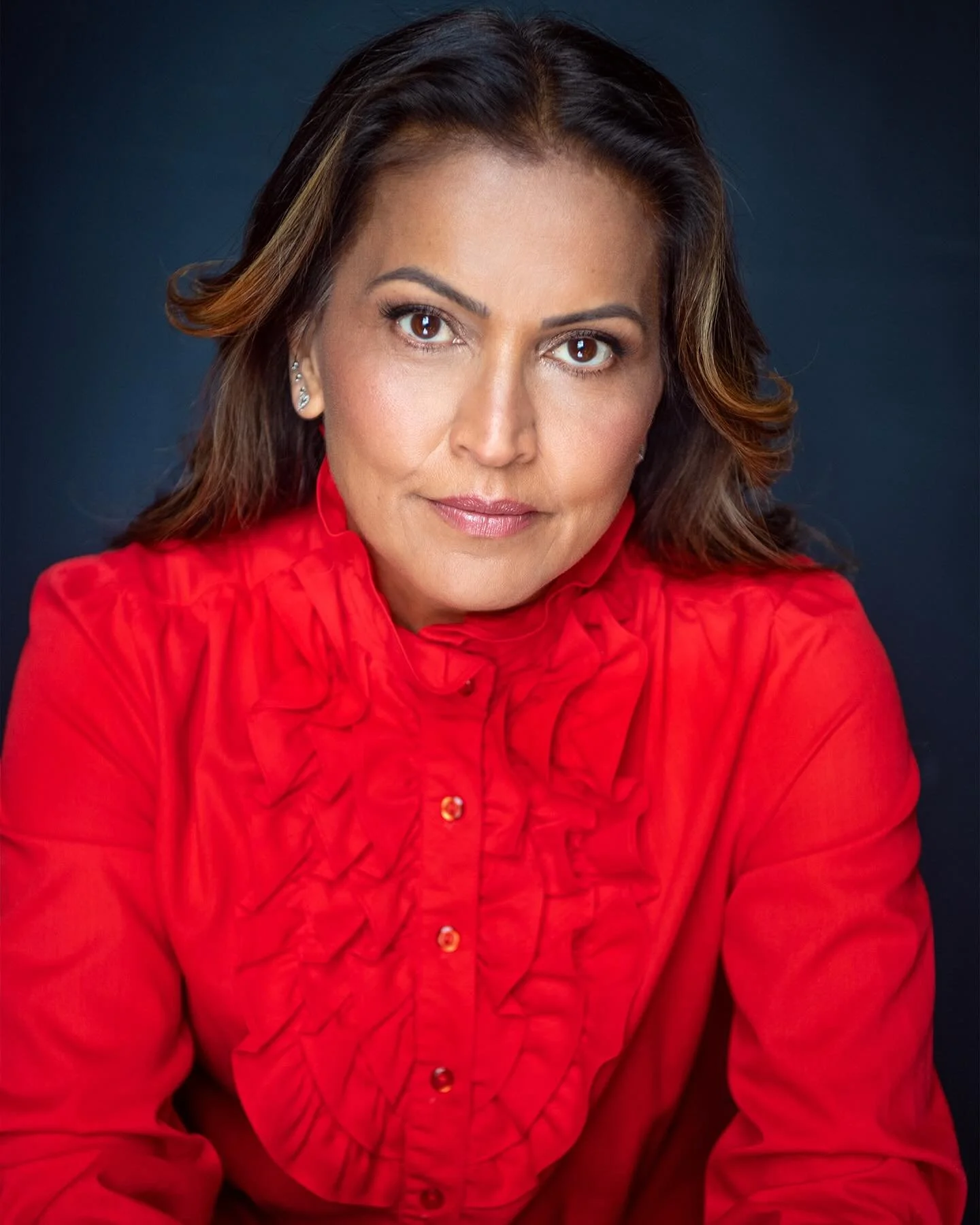 Headshots with
✖️MONIQUE KALMAR✖️
.
H&amp;M @sophialeehairmakeupartist 
.
#headshotsthatlooklikeyou #actor #sydney #headshot #melbourne #adelaide #portrait #marnyarothephotography