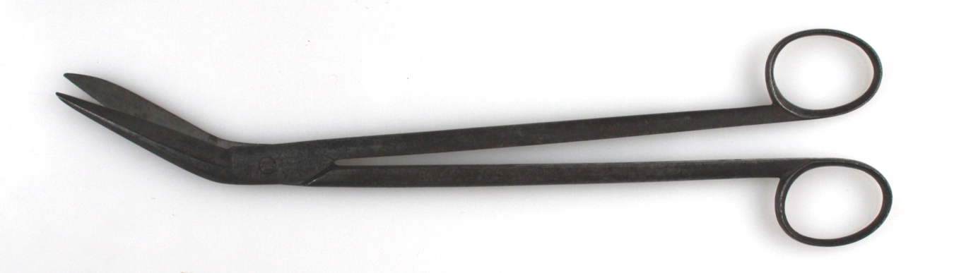 Gyn VVF - Bozeman’s Angular Scissors.png