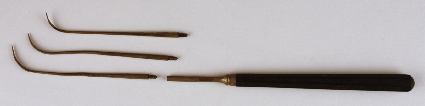 Gyn Utr Ovariotomy - Peaslee’s  3 pc. Perineorraphy Needles.png