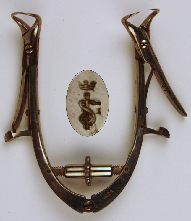 Gyn VVF - Friedmans Perineorraphy Retractor Blair Bell’s Vulva Retractor.png