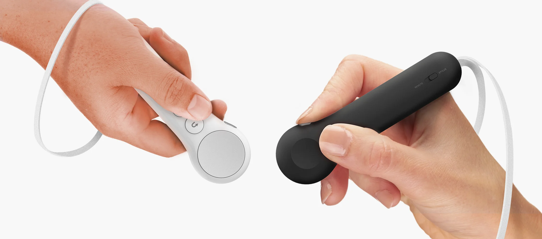 Samsung vr remote black white hand