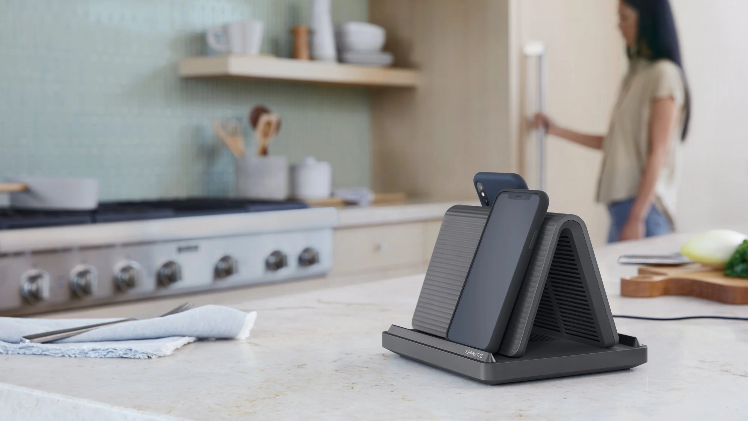 Spansive source charger kitchen countertop