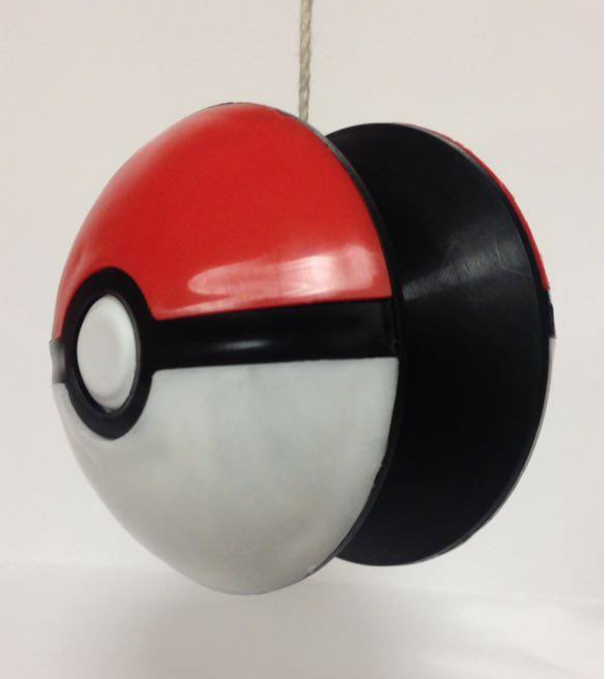 pokeball yoyo