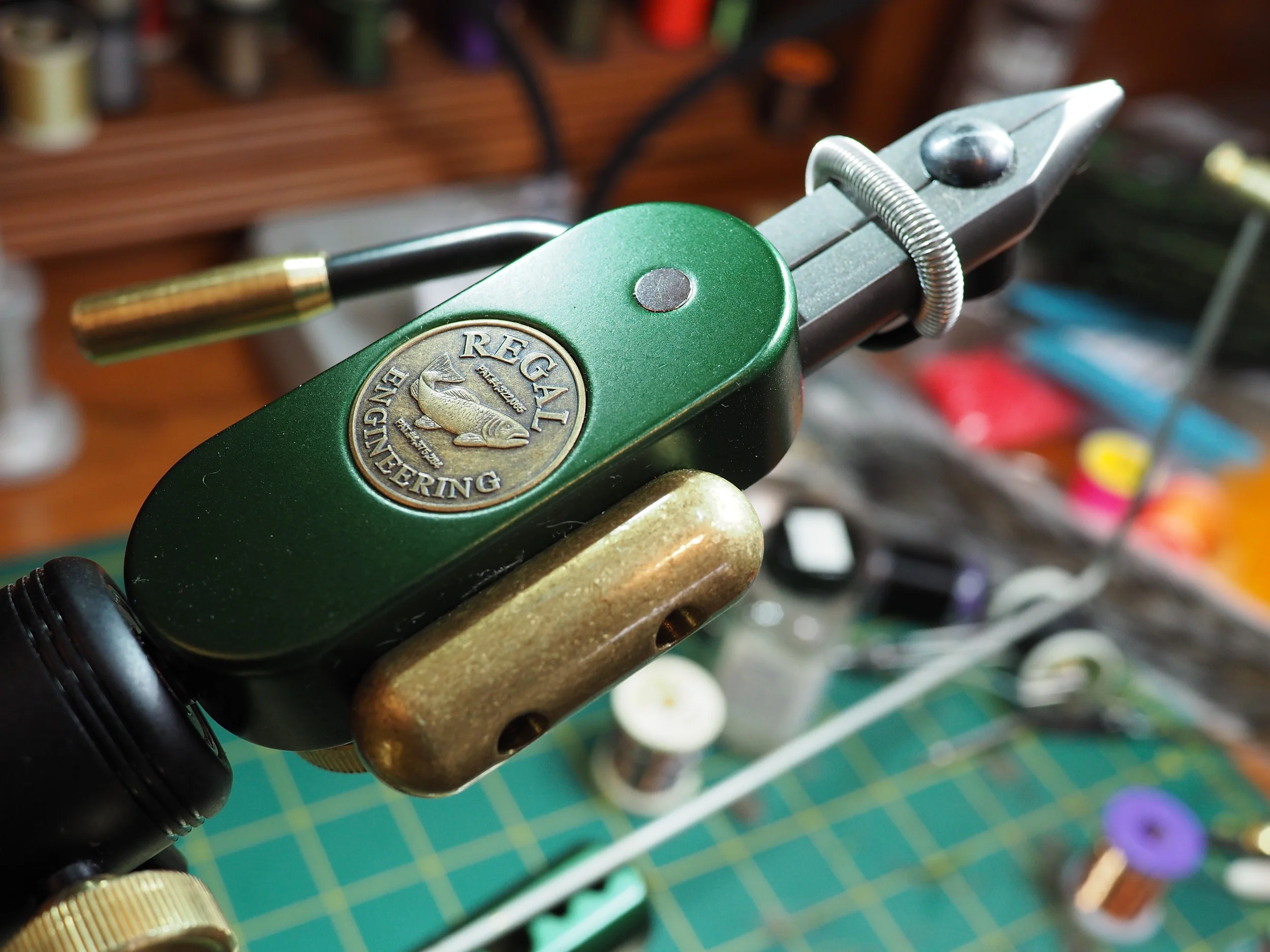 regal rotary fly tying vise