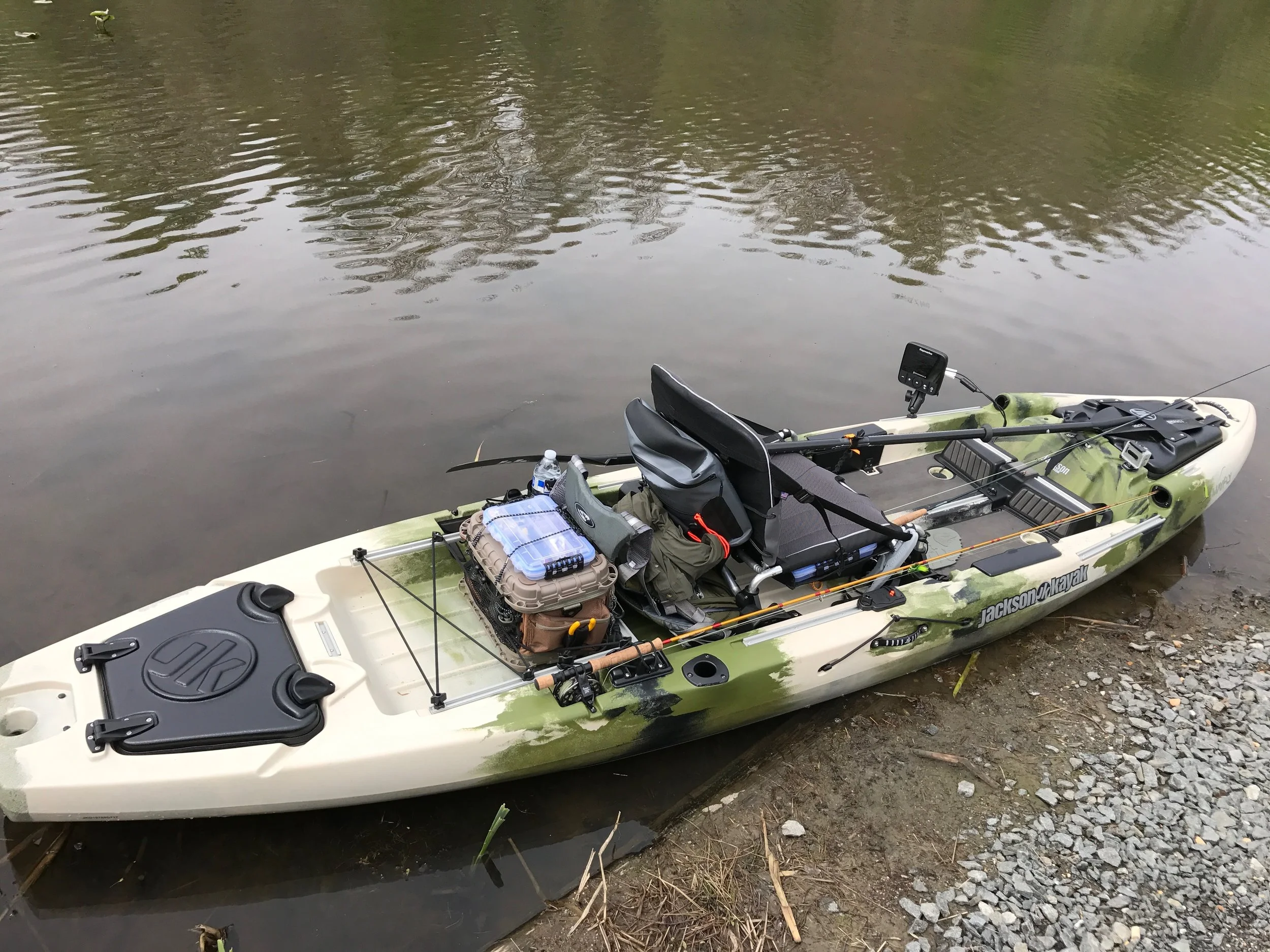 A kayak is the perfect watercraft for targeting early spring bluegills.