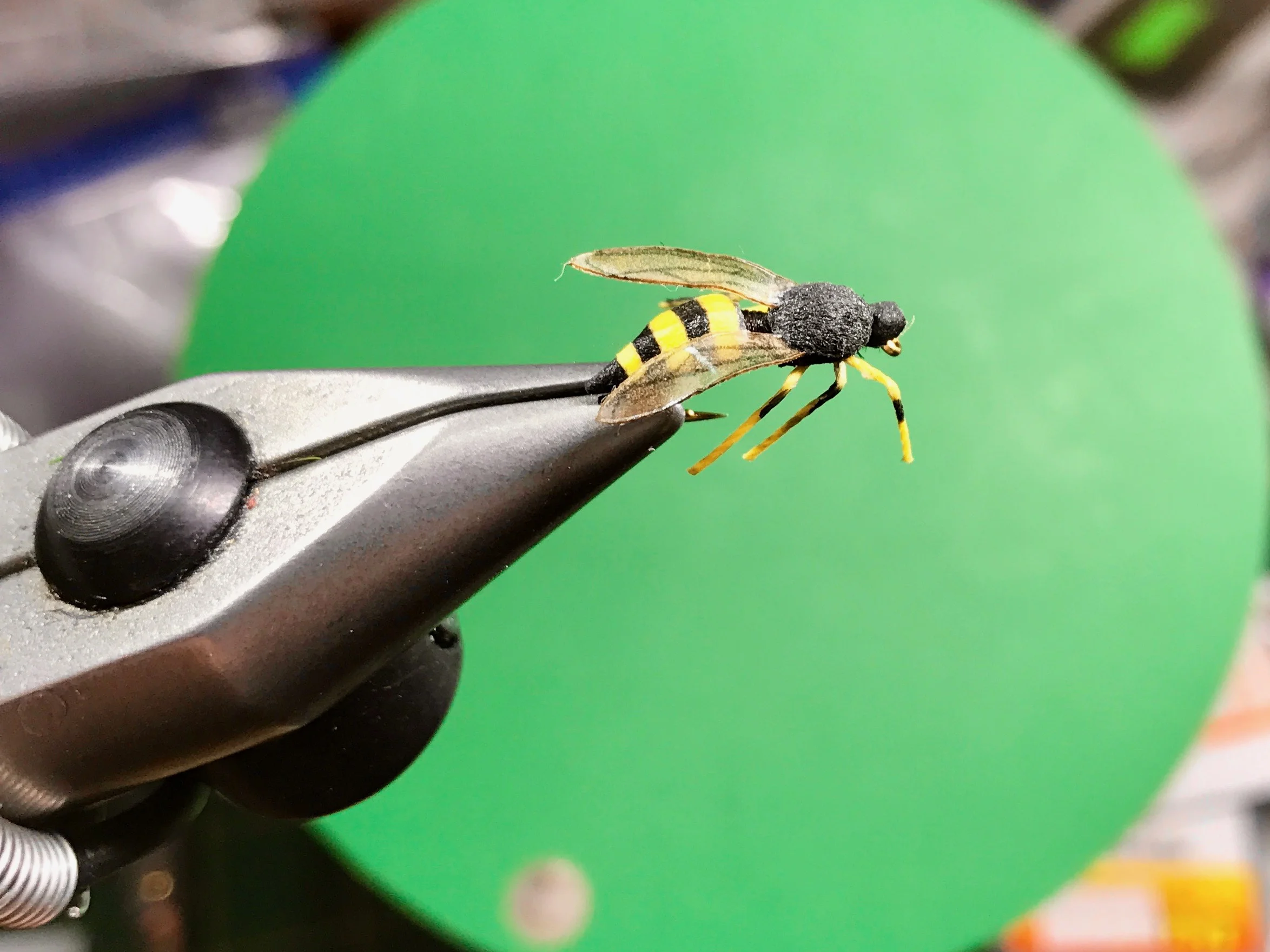 There is no need to get this complicated when imitating bees and wasps. Keep it simple!