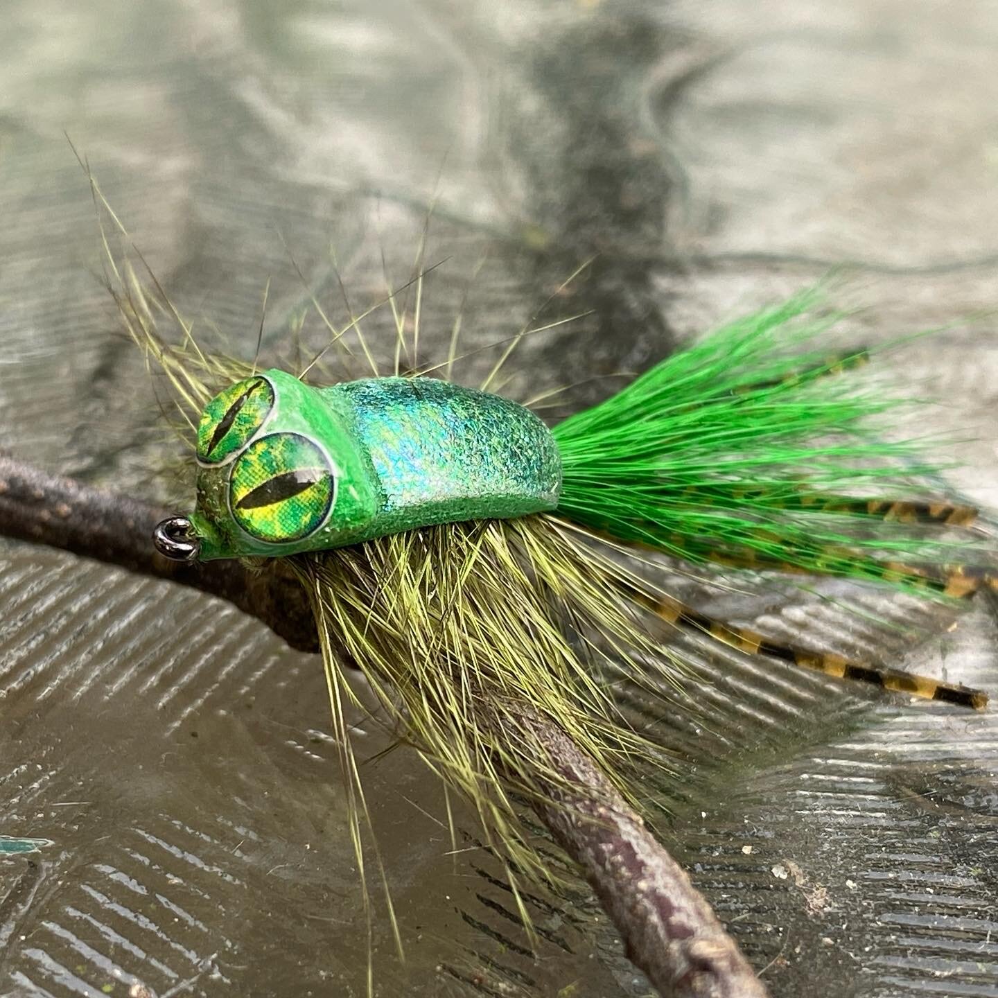 Tying Bass Bugs - Fly Fisherman
