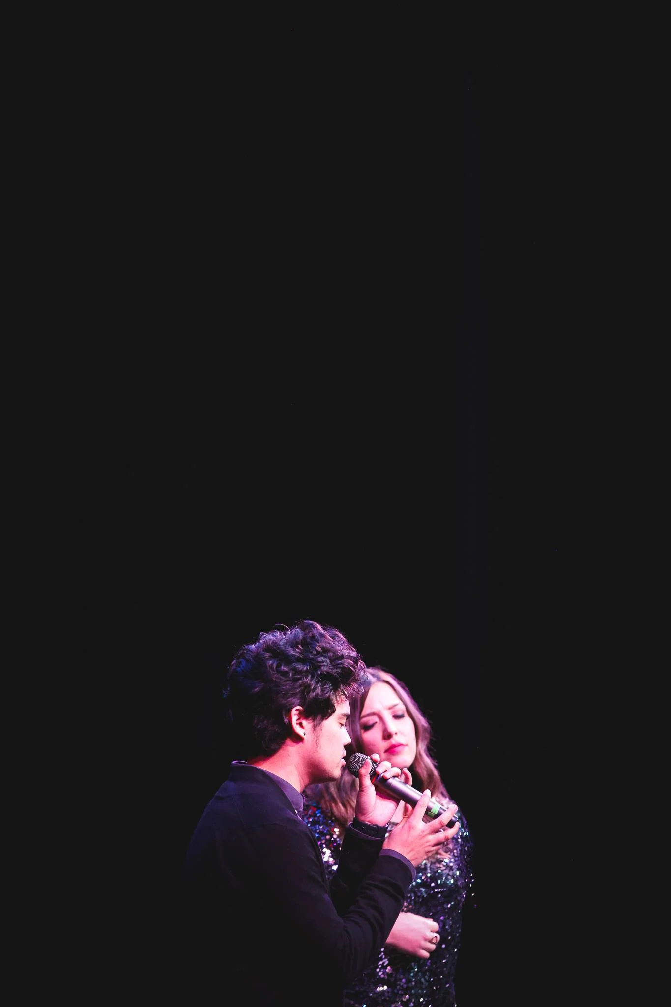 Lyndsey brought me on stage to sing a rendition of "Yellow" by Coldplay. So fun! (photo by Rochelle Wilhelms)
