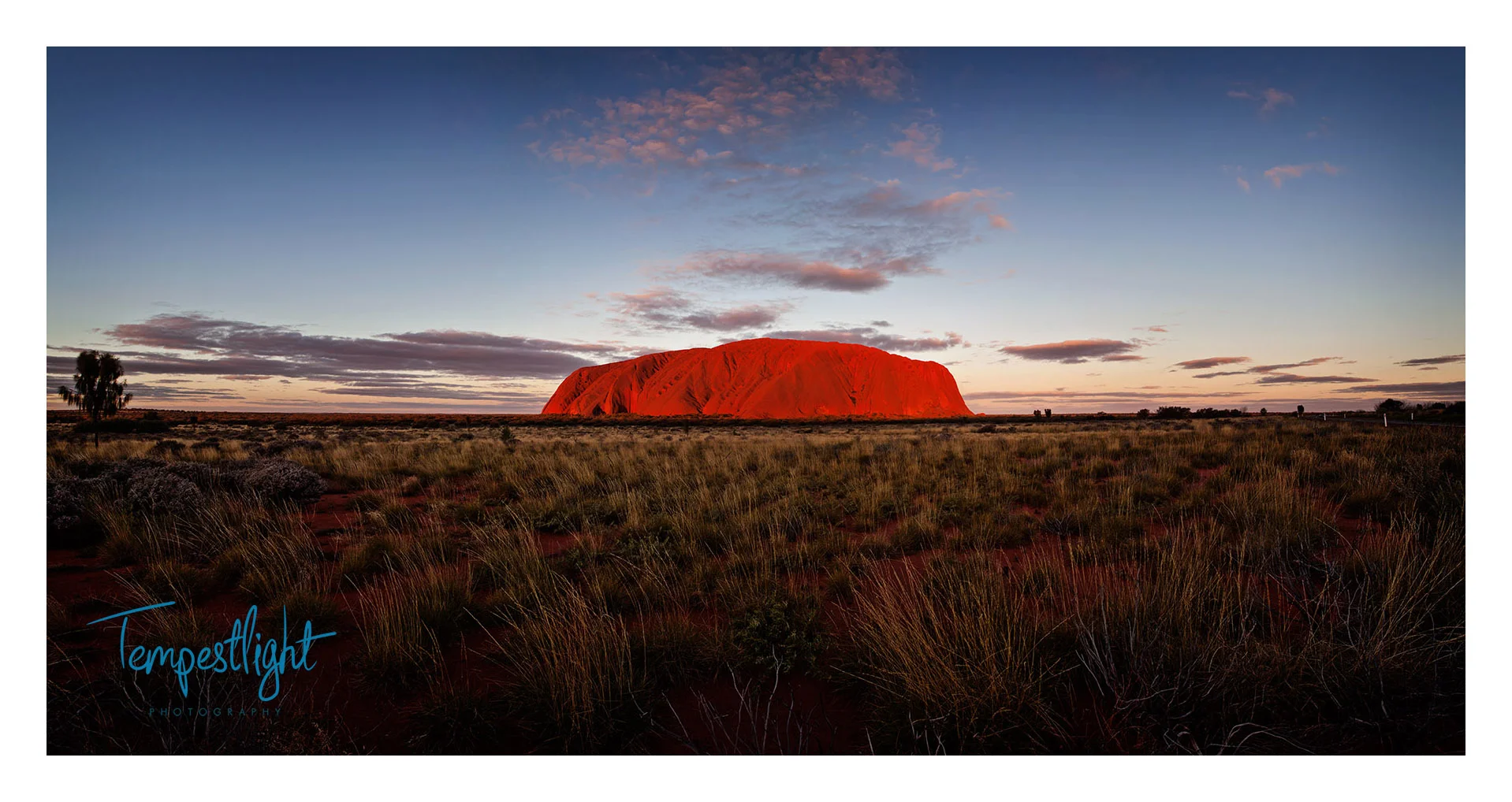 Uluru_Sunset_Fire_Web.jpg