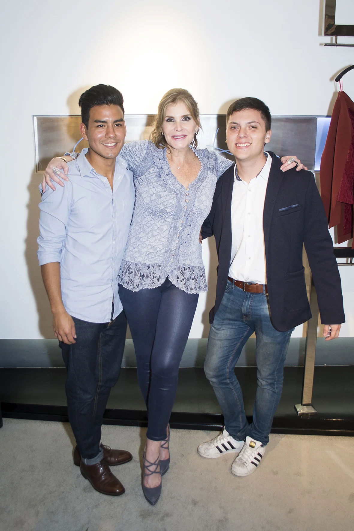 Enrique Canales, Carolina Tola y Andrés Bouby - Editor de Sociales y PR de Superhype.