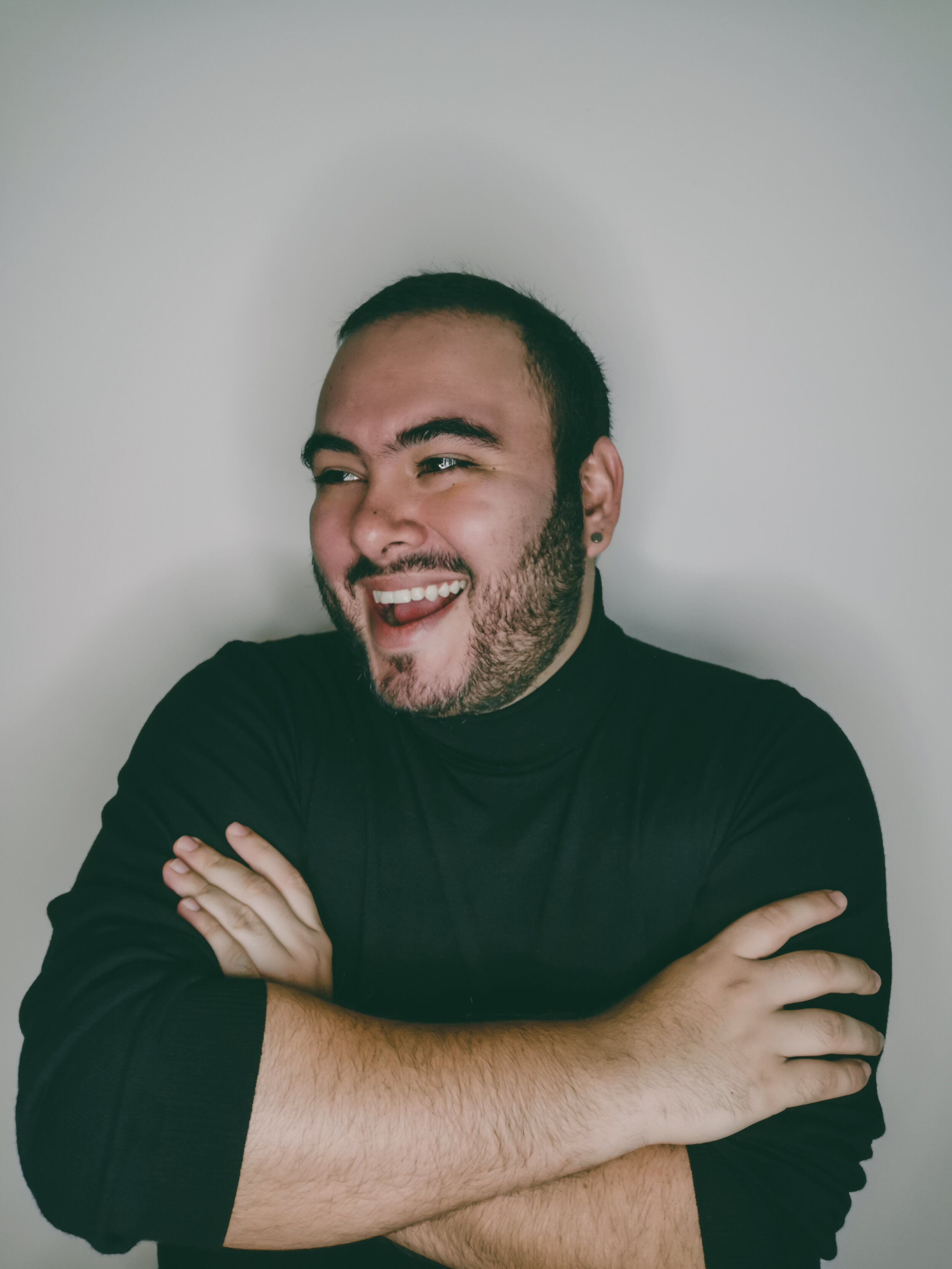 Javicho Rivero: “Dije en verdad puedo aguantar, tengo material para estar ocupado mientras edito, pero seguían prolongando la cuarentena, y  me anime, me lance”