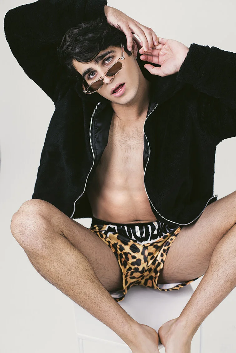 Mauricio Abad: “Quiero hacer feliz a la gente con mi trabajo”