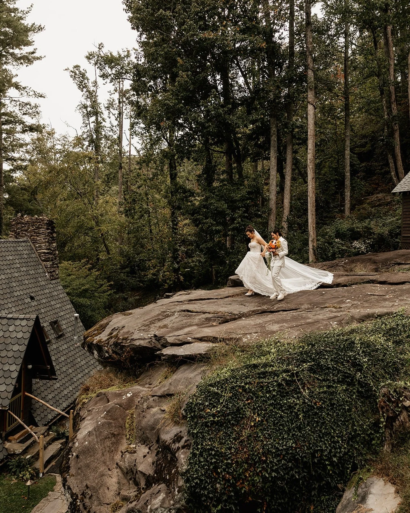 An Asheville NC LGBTQ mountain wedding surrounded by fresh air, all the greenery, and the kind of love that lights up a whole Blue Ridge Mountains. 🌈 

These two created a celebration that felt completely true to them, cozy, intentional, and full of