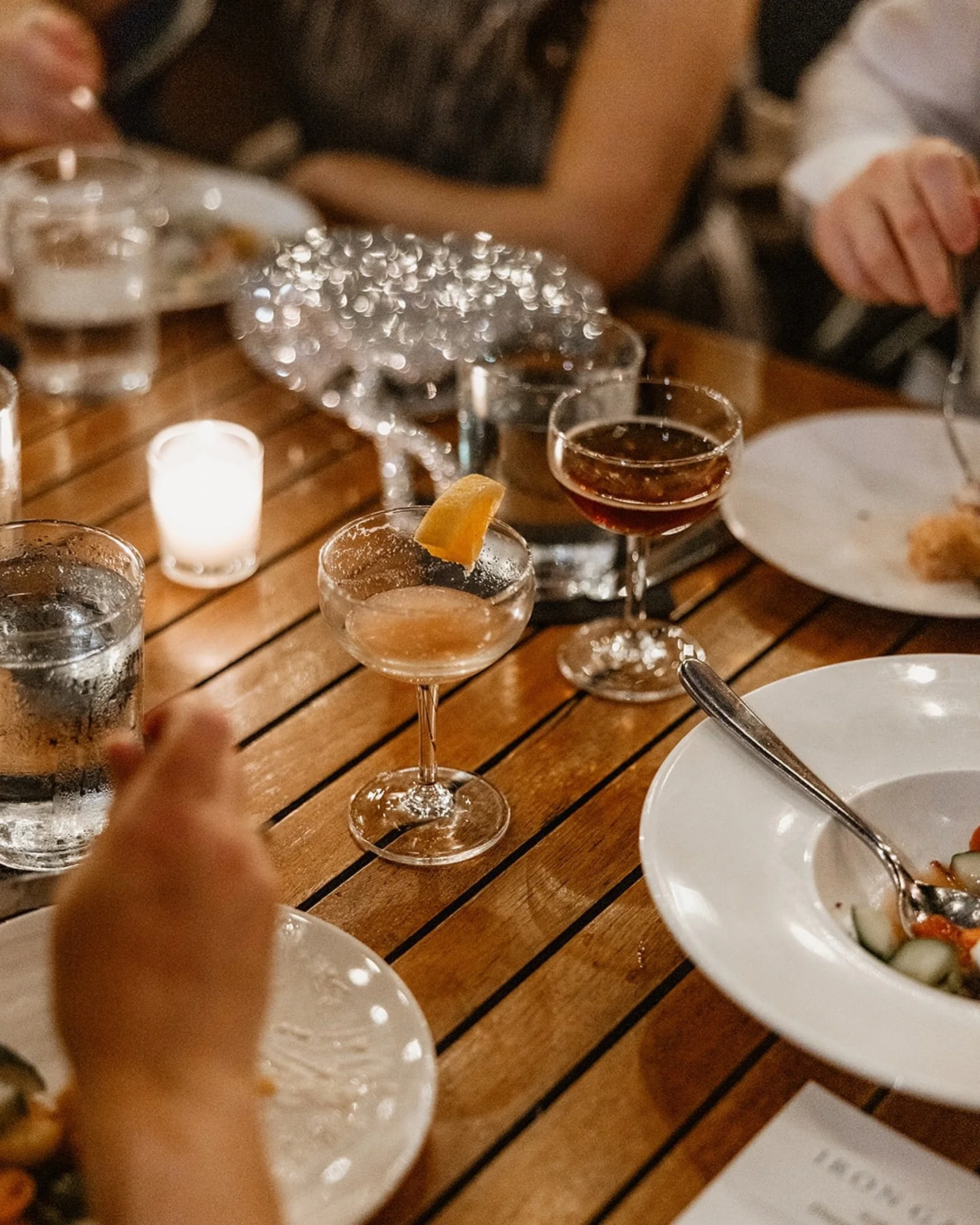 Iron Gate weddings have such a distinct charm. I love that they&rsquo;re Intimate, romantic, and full of that classic DC energy. 

Between the ivy-covered courtyard, warm candlelight, and incredible food (seriously, one of the best menus in the city)