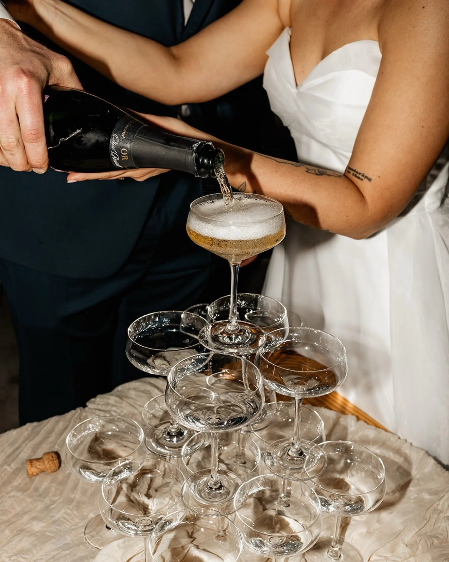 Happy one year anniversary to these two love birds! I love a good party at Woodberry Kitchen, especially in the cooler months when we get to use that fireplace 😍! 

@woodberry_events
@gamberdellabride
@gottefni
@sweptllc
@jackcustomjewelry
@fremont_