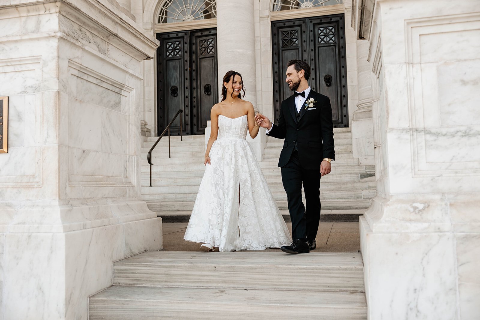 washington dc wedding couple