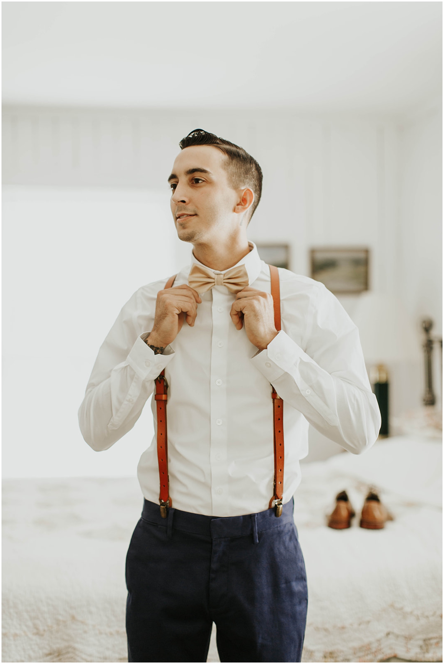  Groom getting ready for his wedding 