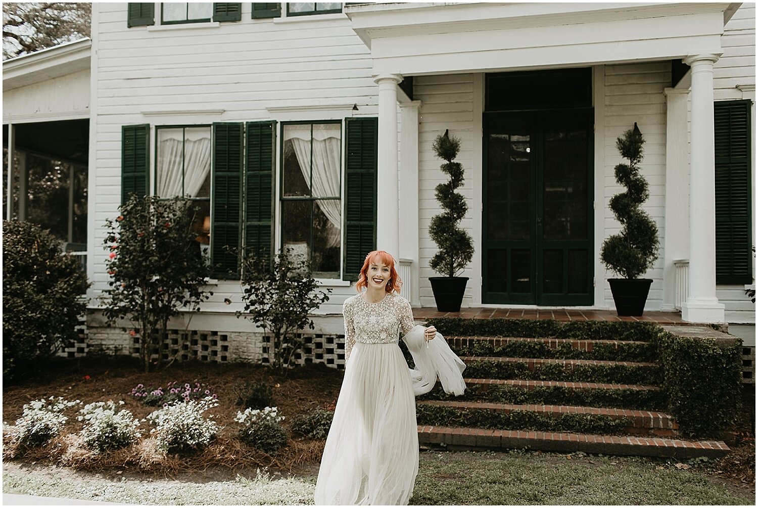  bride in front of The Glen Venue 