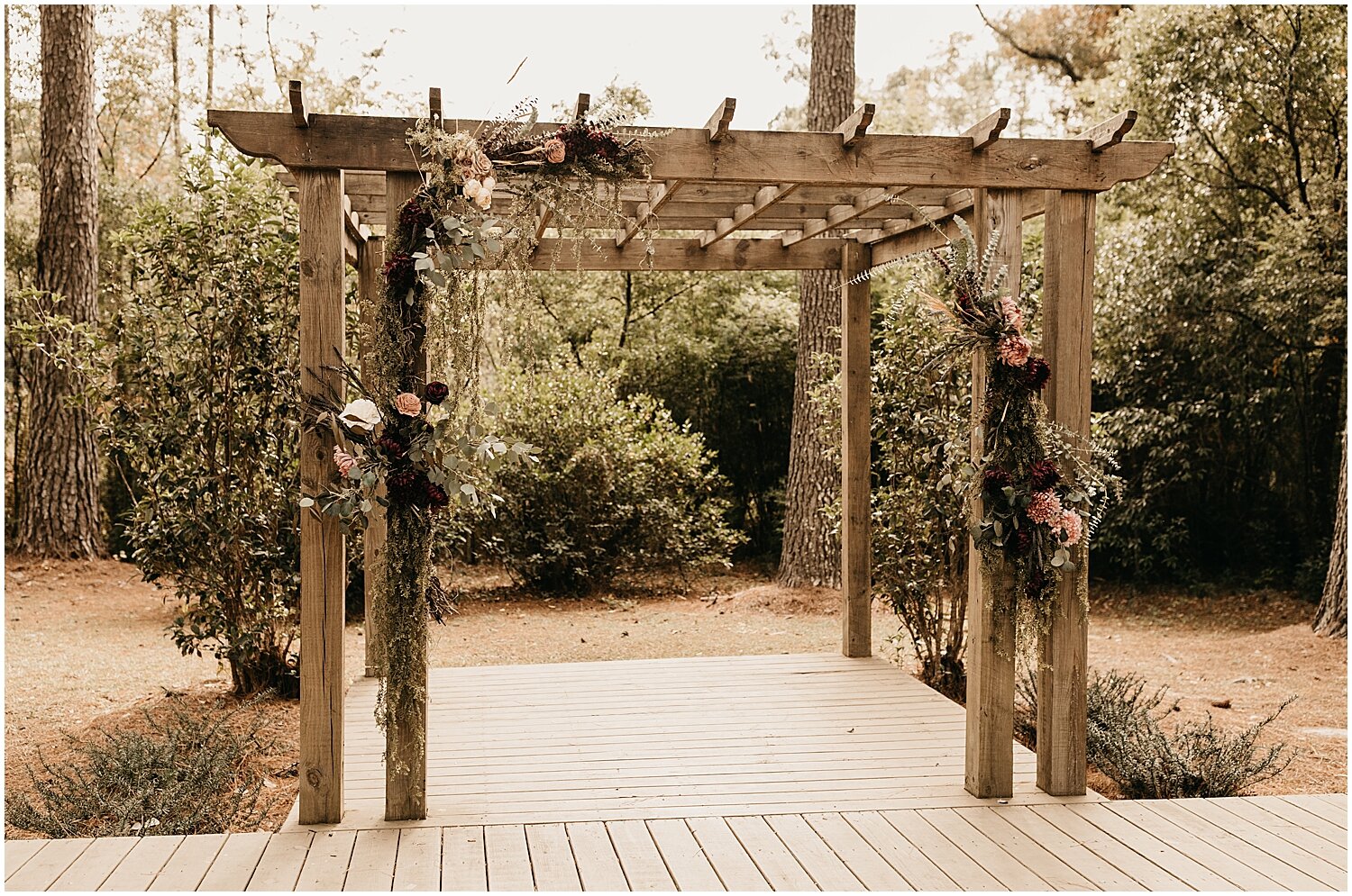  wedding arch for outdoor wedding ceremony  