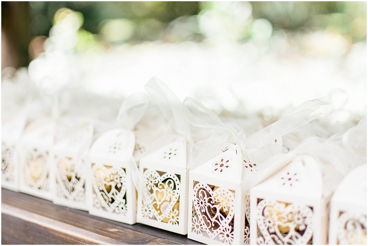  wedding favors for the wedding guests 