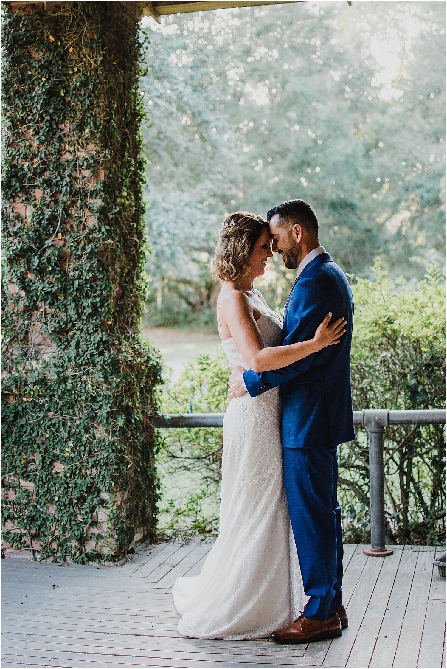  bride and groom renew their vows at the Glen Venue 