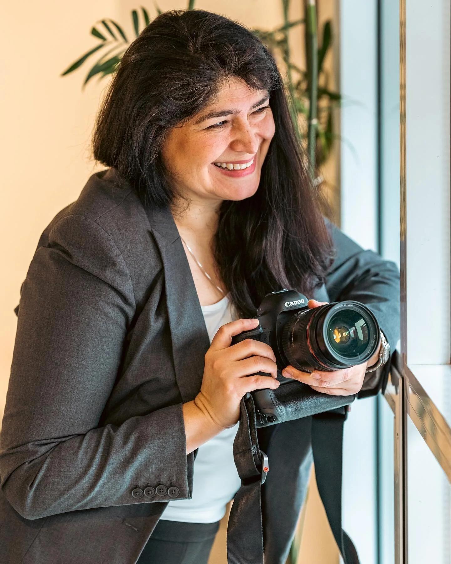 Just a few of the personal branding photos for the wonderful @carenas_portraits ☺️ Looking forward to another session ☺️ Why hire a professional Photographer for your personal branding? I can help capture your unique personality so you can better con
