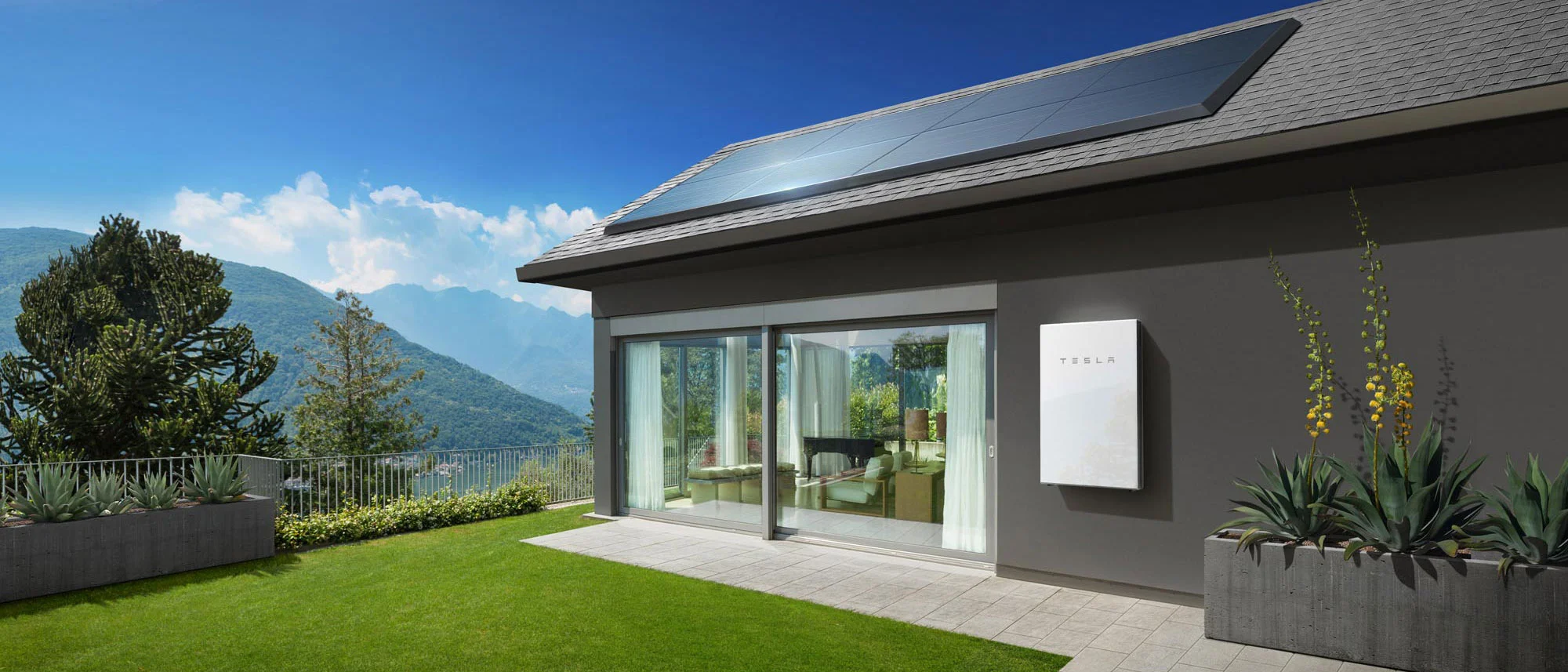 powerwall-house-with-battery-and-panels_new.jpg