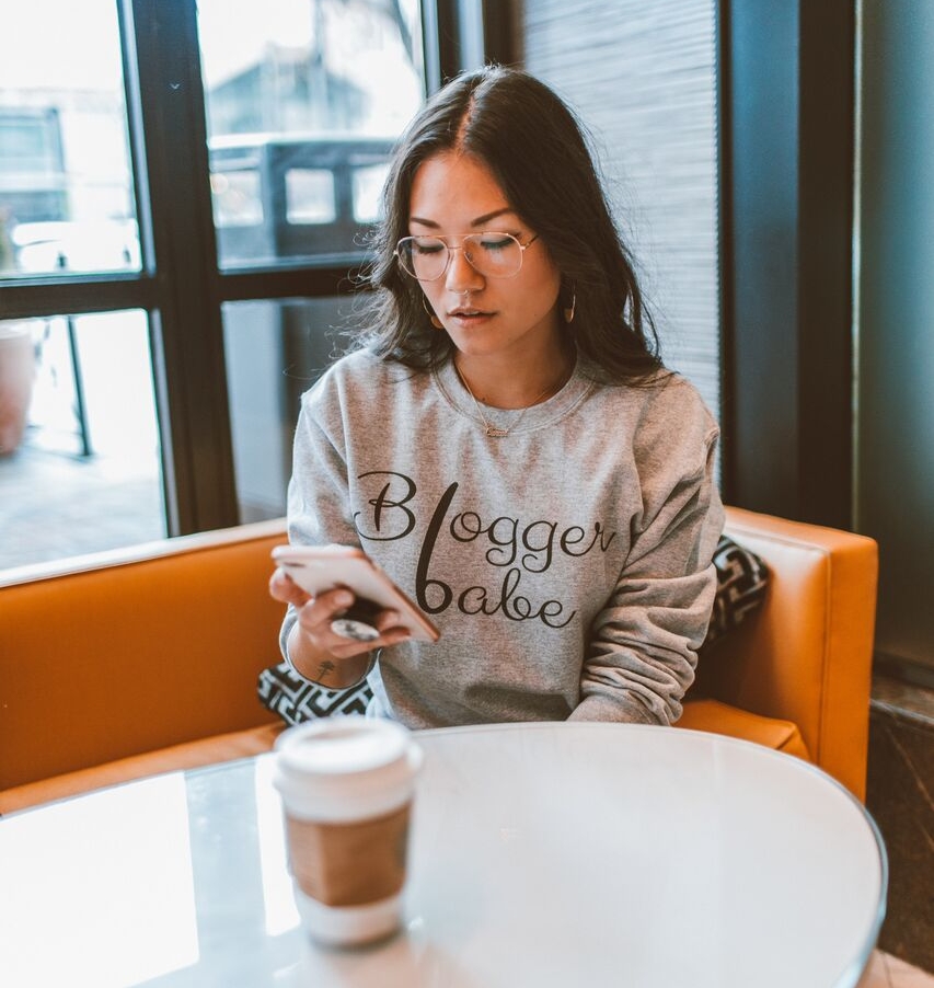 Blogger Babe shirt 5.jpeg