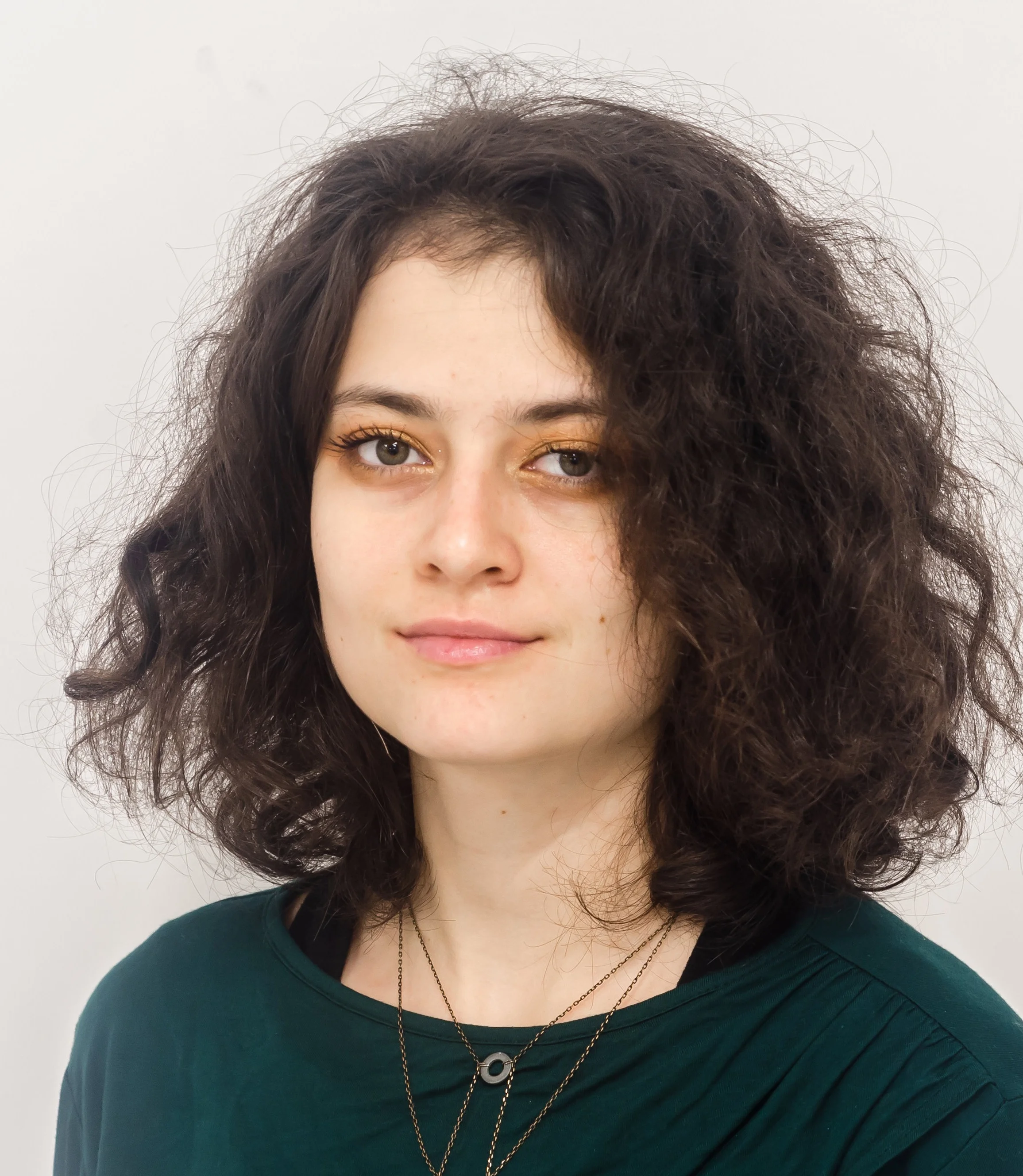 10-2018_Portraits_Cora-57.jpg