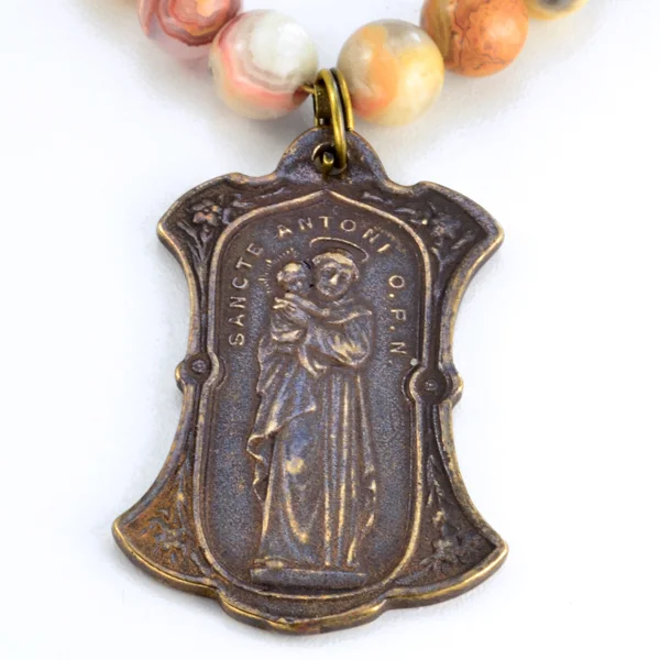 Necklace-NaturalAntoniJanua-MB.jpg