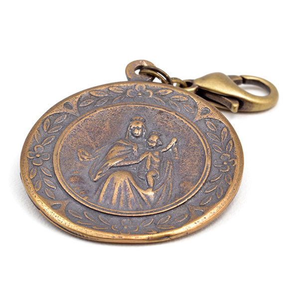 Our Lady of Mount Carmel on Clasp