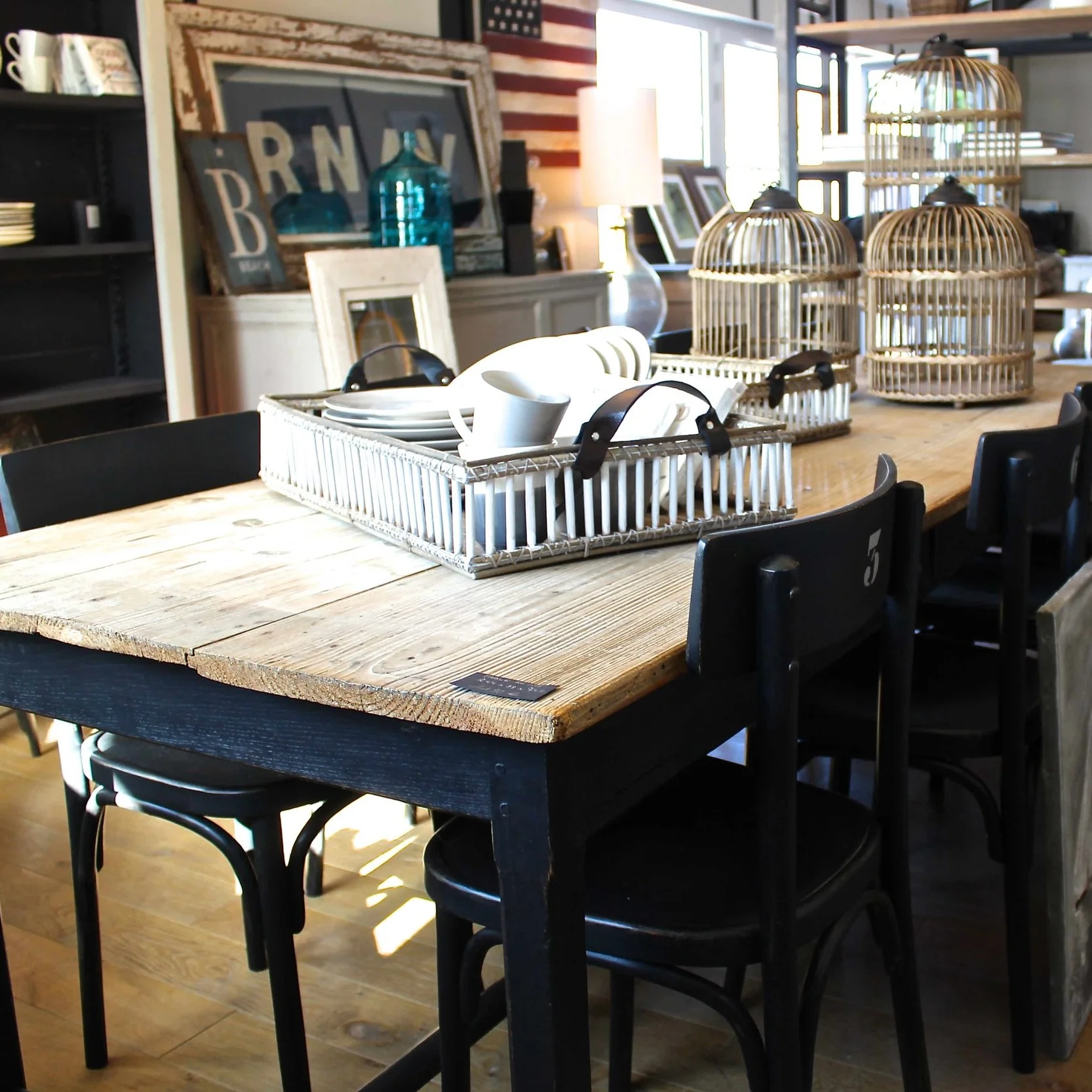 showroom deco ile de re.jpg