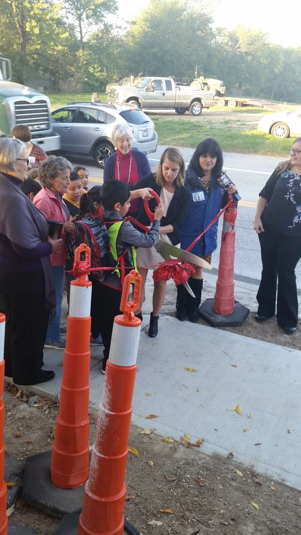 Safe Sidewalks to School on Mission Road