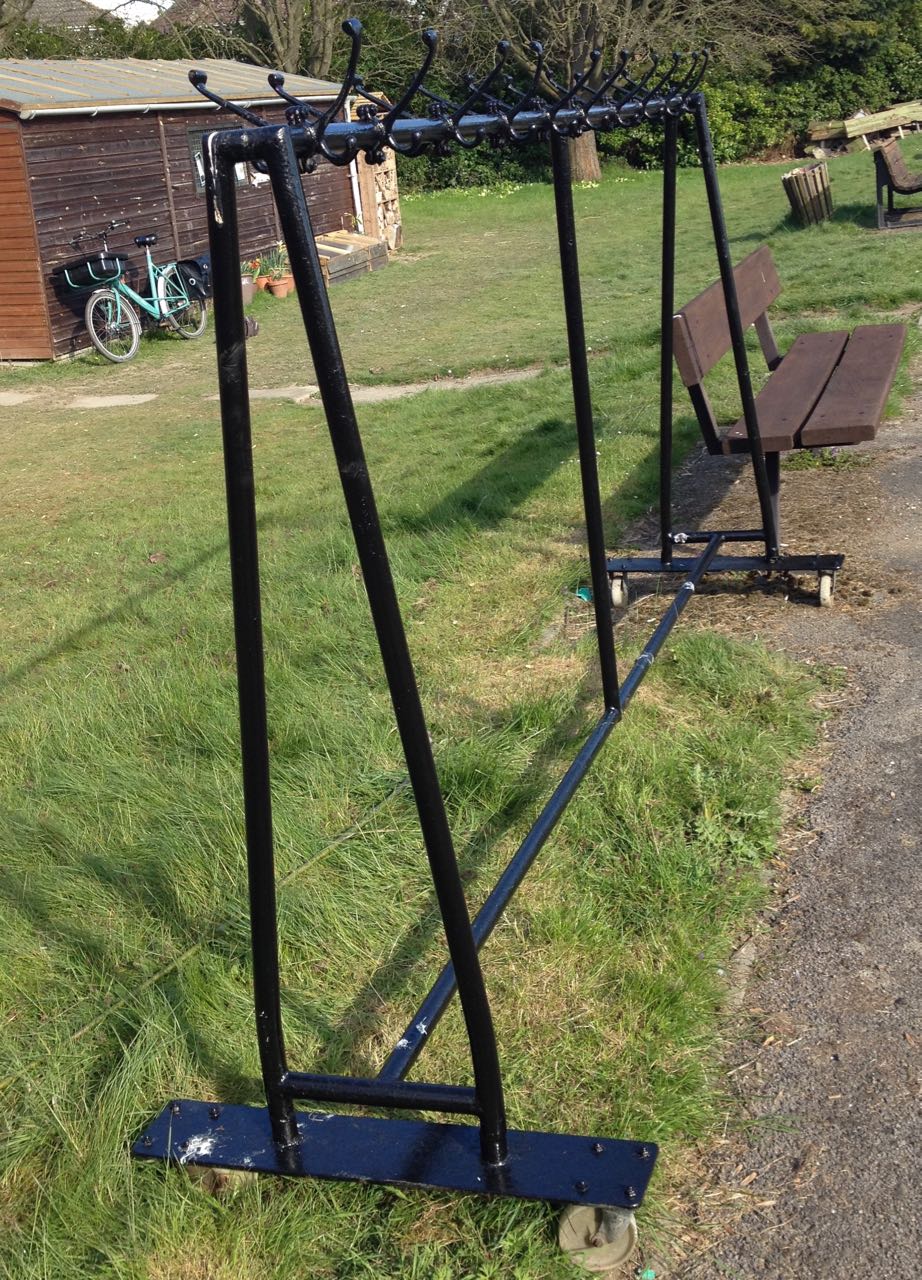The birds are decorating the hatstands too...
