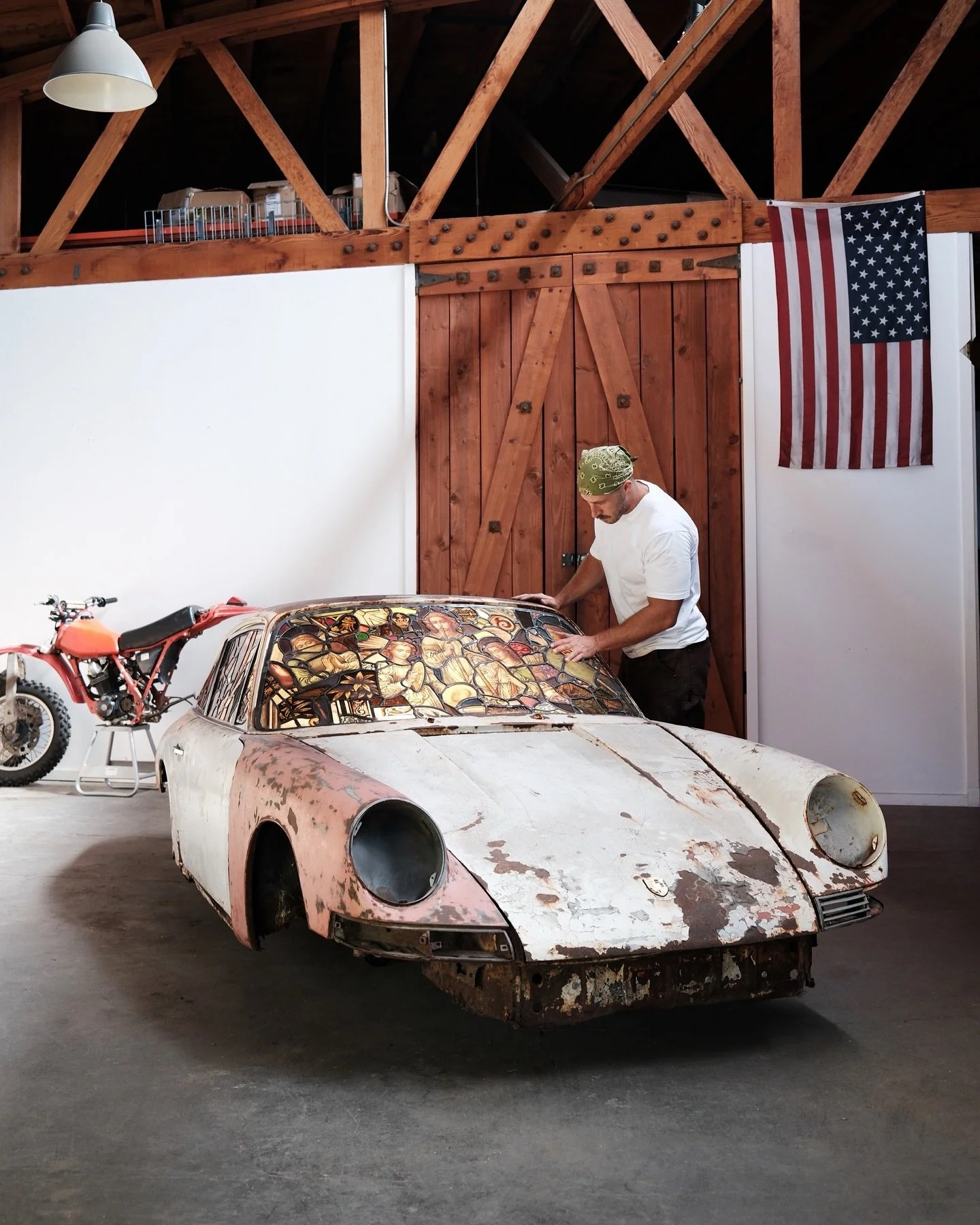 &ldquo;This isn&rsquo;t a restoration. It&rsquo;s a resurrection.&rdquo;
In studio with @glasscowboyy 🇺🇸