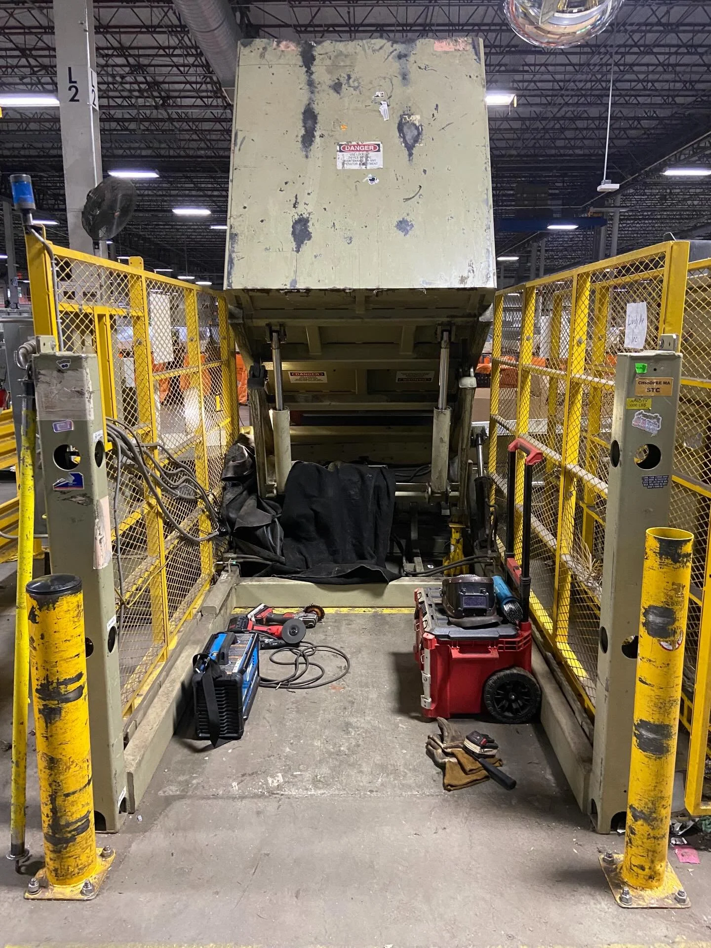 Emergency repairs the other day on this mail dumper in a sorting facility. Stress cracks were found in the frame, repaired before they started running for the day. Battery welder earning its keep once again. #weldingrepairservices #weldingrepair #wel