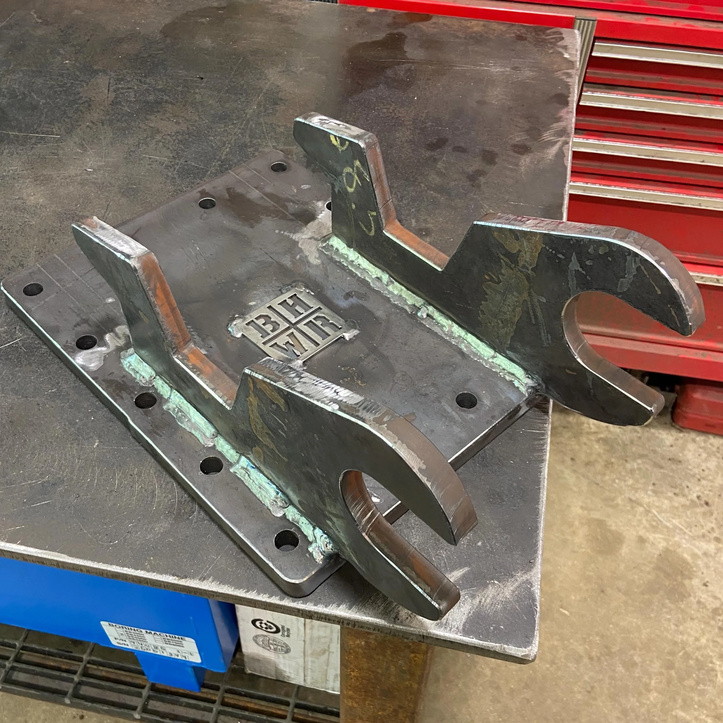 Coupler I made for customer. To buy one, they were a month out. Helpful tip number 1001, if you have an engraver on your table you can mark out exactly where the pieces go for quick fabrication. #welder #welding #metalfab #swiftcutautomation #fabrica